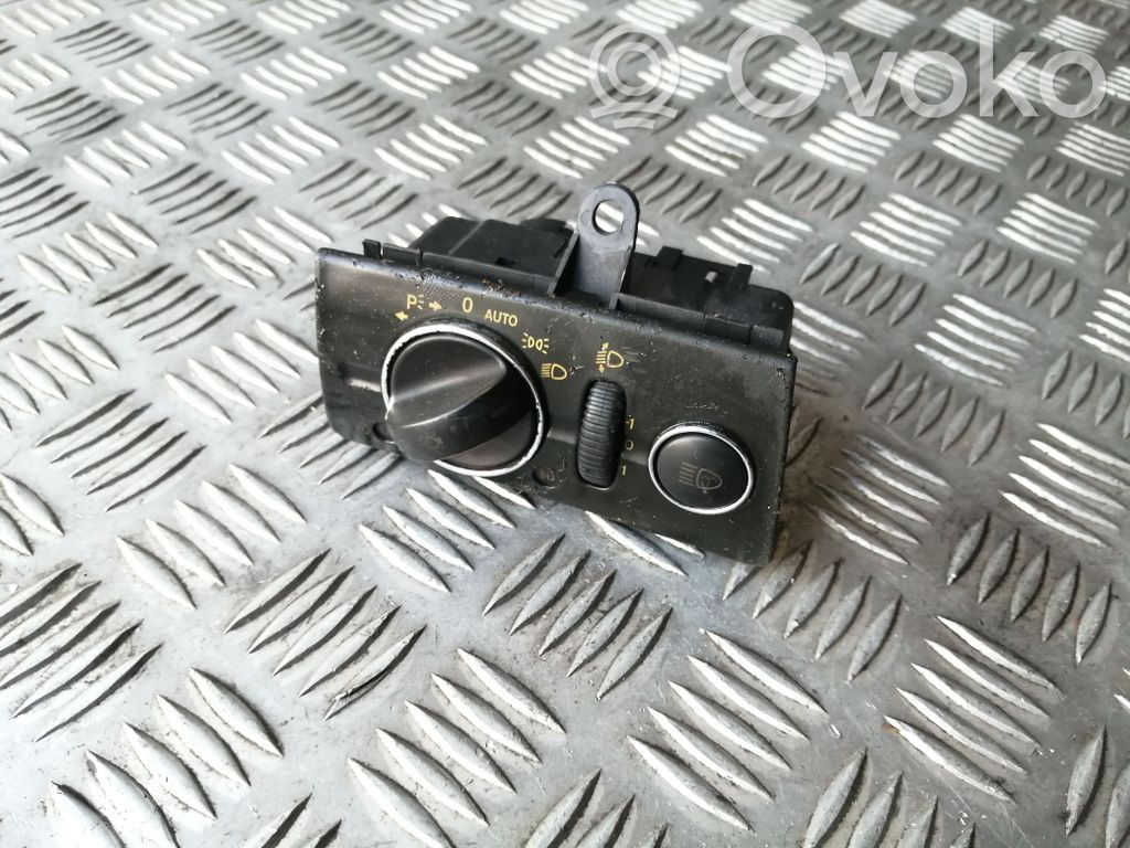 Mercedes-Benz E W211 Interruptor de luz 