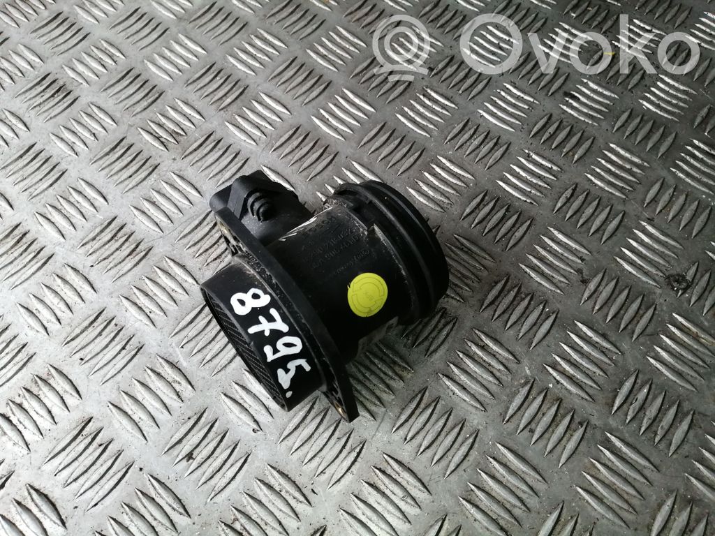 Audi A4 S4 B5 8D Przepływomierz masowy powietrza MAF 