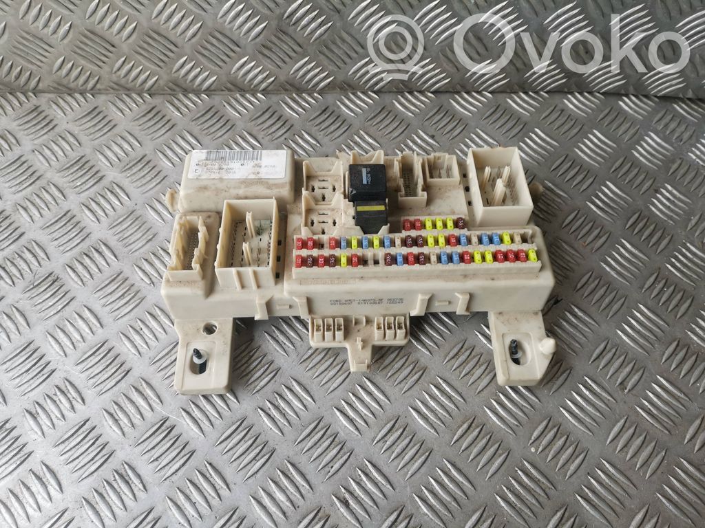Ford Focus C-MAX Fuse module 