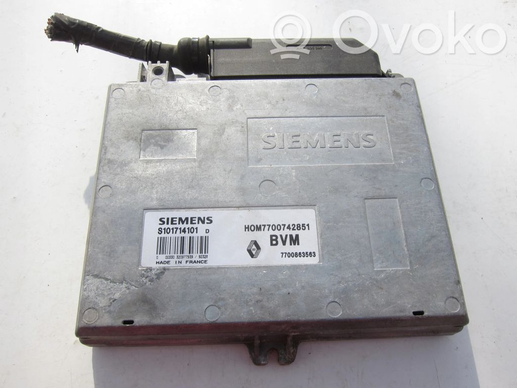 Renault 19 Engine control unit/module 