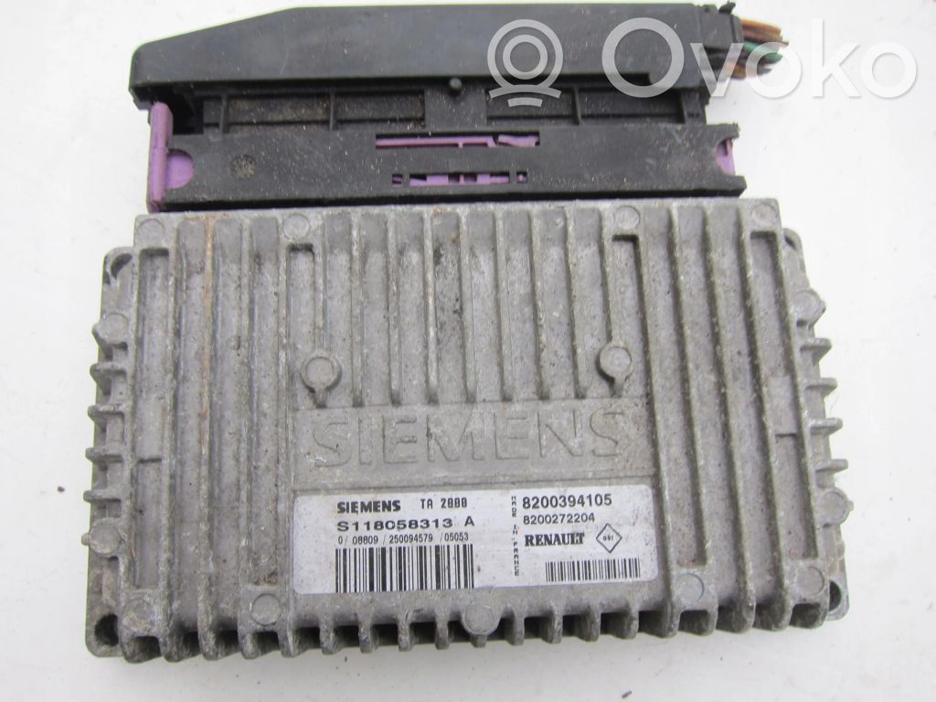 Renault Megane II Engine control unit/module 