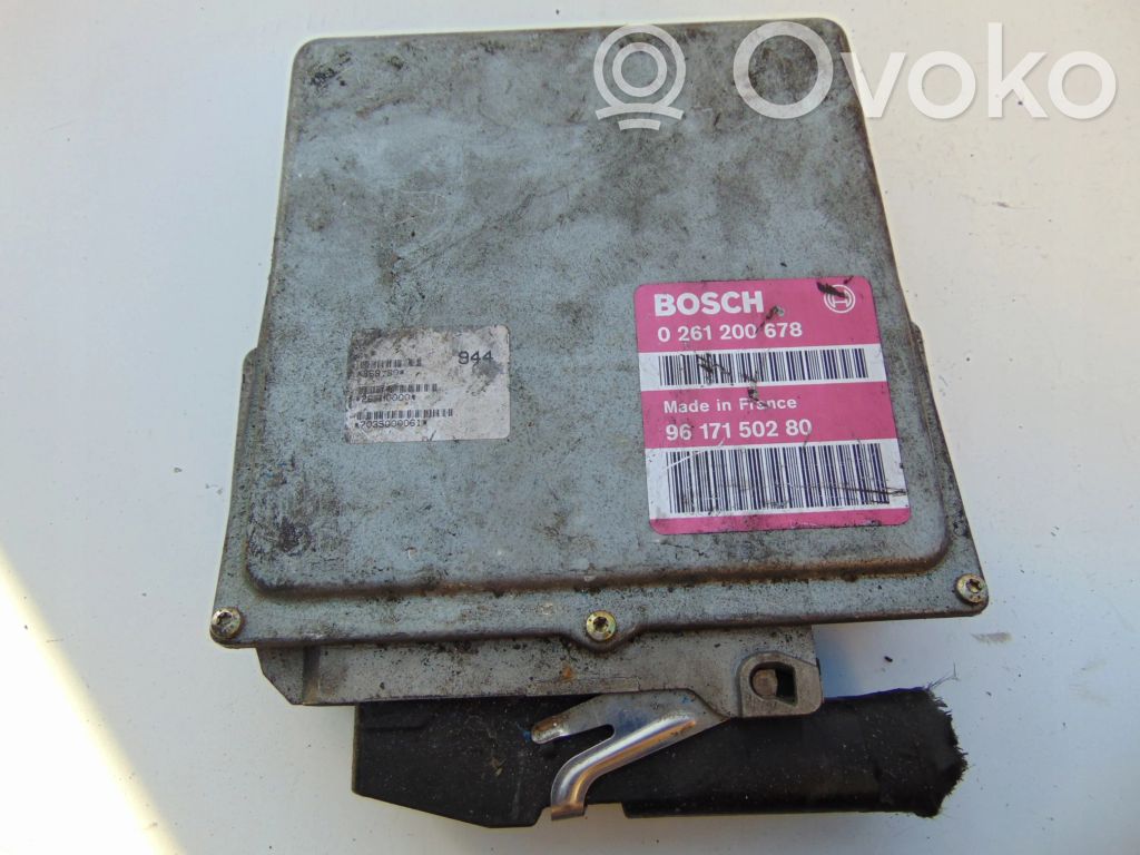 Peugeot 306 Engine control unit/module 