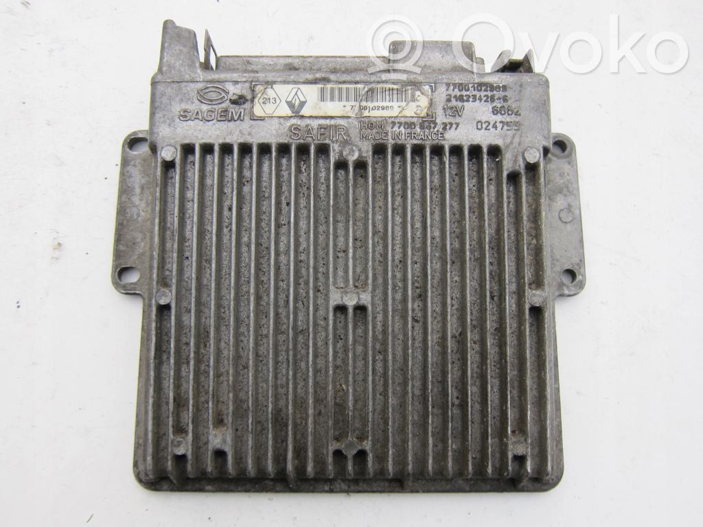 Renault Clio I Engine control unit/module 