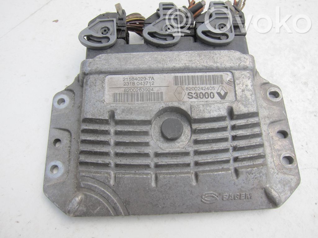 Engine control unit/module   8200242405,8200283924,215840297A,49692