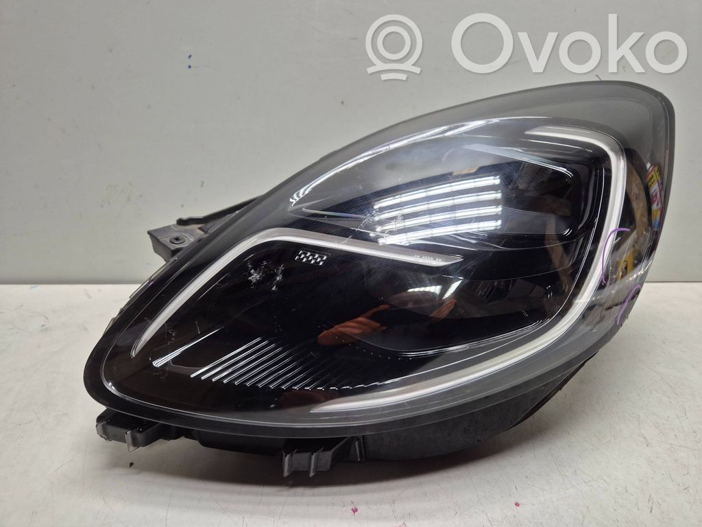 Ford Puma Headlight/headlamp 