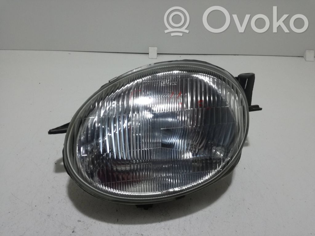 Toyota Corolla E110 Phare frontale 