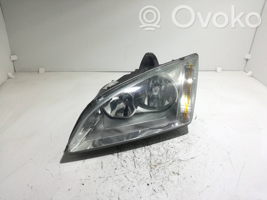 Ford Focus Headlight/headlamp 