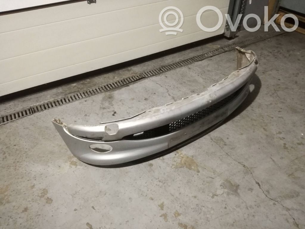 Peugeot 206 Zderzak przedni 