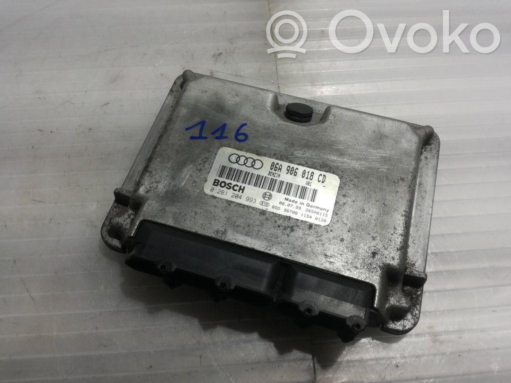 Engine control unit/module   06A906018CD,0261204993,26SA6115