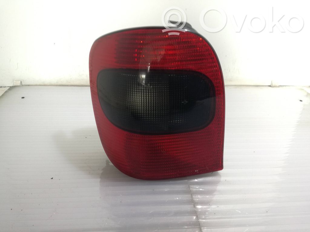 Lampa tylna   6351J8,45134