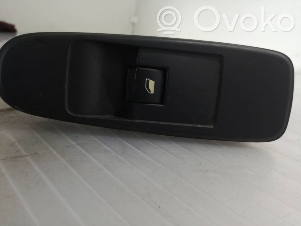 Citroen C4 Grand Picasso Przyciski szyb 