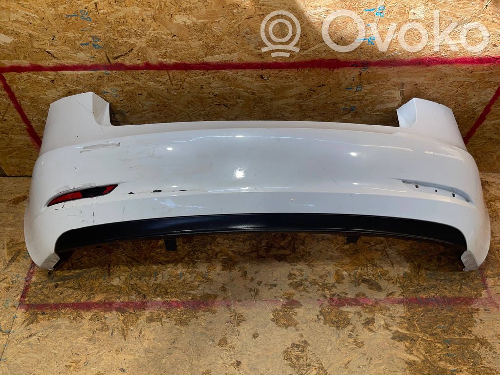 Tesla Model 3 Galinis bamperis 