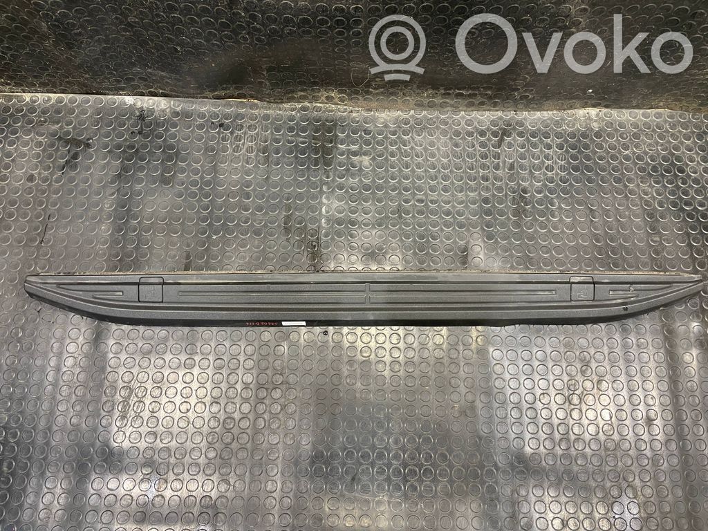 Tailgate trim   S2602B116