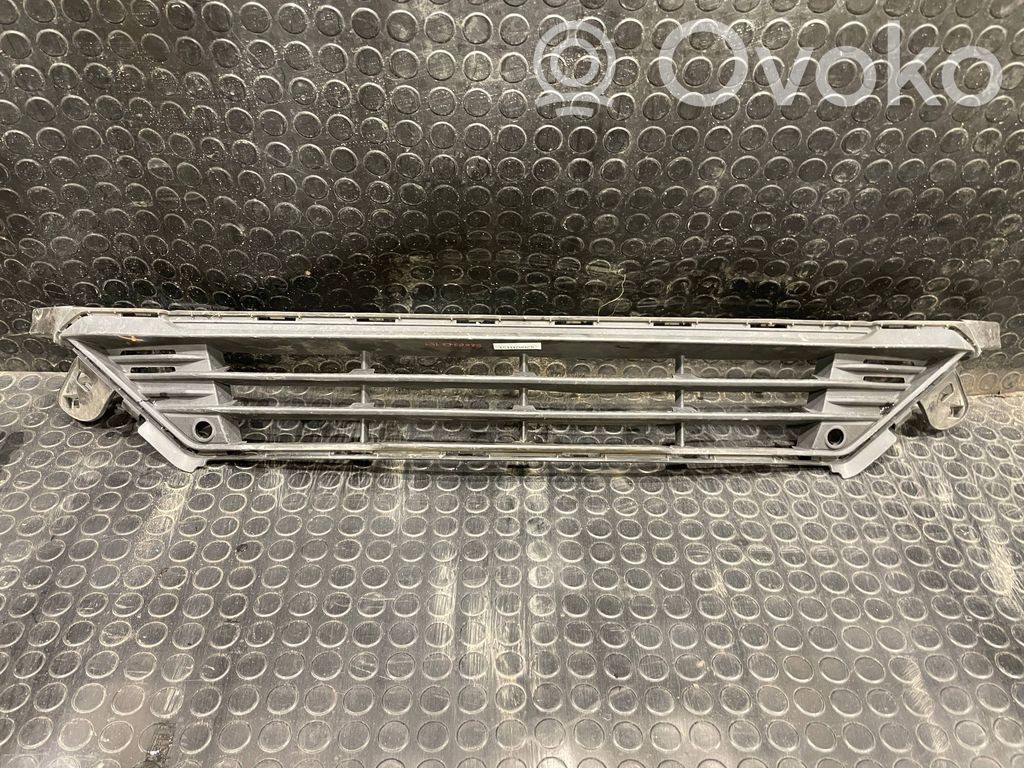Volvo V60 Kratka dolna zderzaka przedniego 