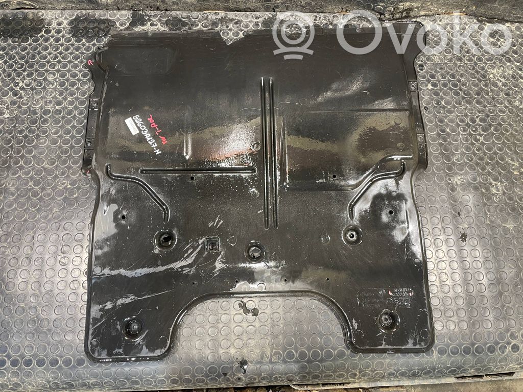 Osłona dolna silnika   2Q0825236G,S2603A127,2Q0825236H